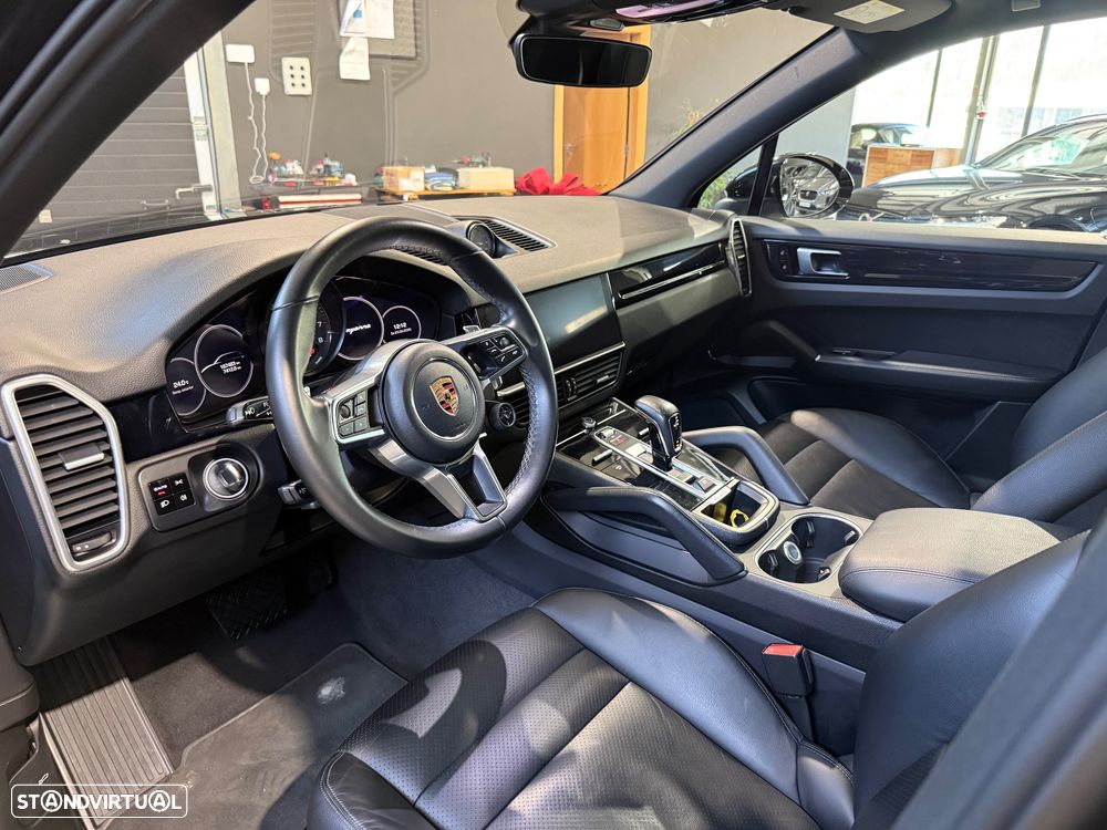 Porsche Cayenne E-Hybrid Platinum Edition - 15