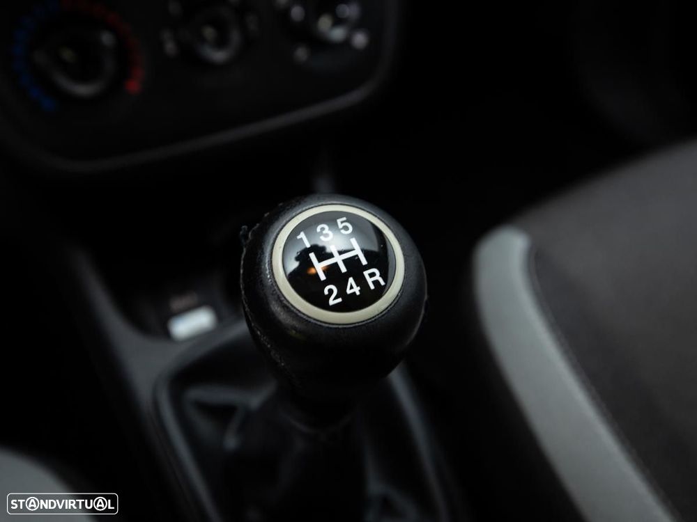 Fiat Punto - 18