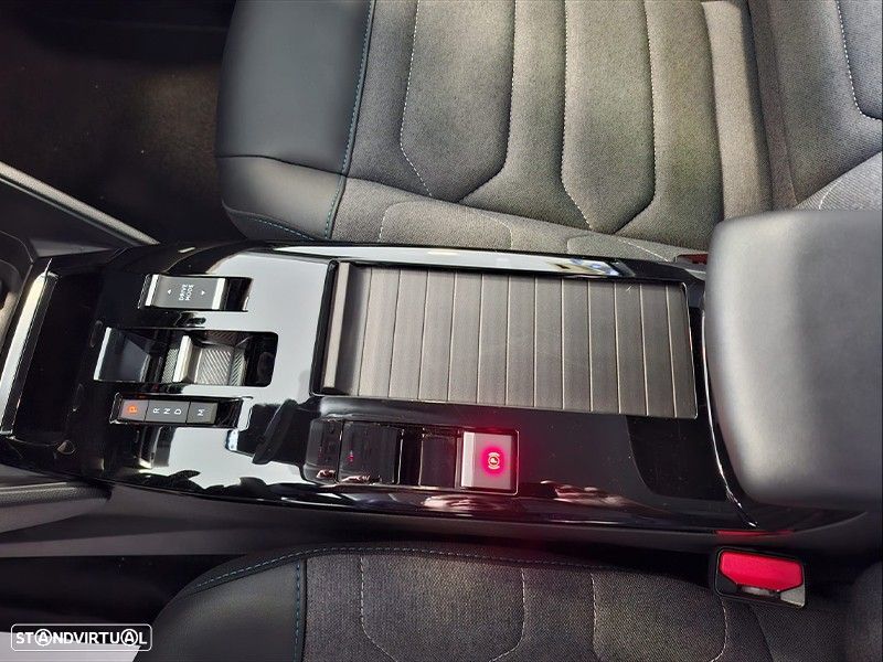 Citroën C4 X 1.2 PureTech Plus EAT8 - 13