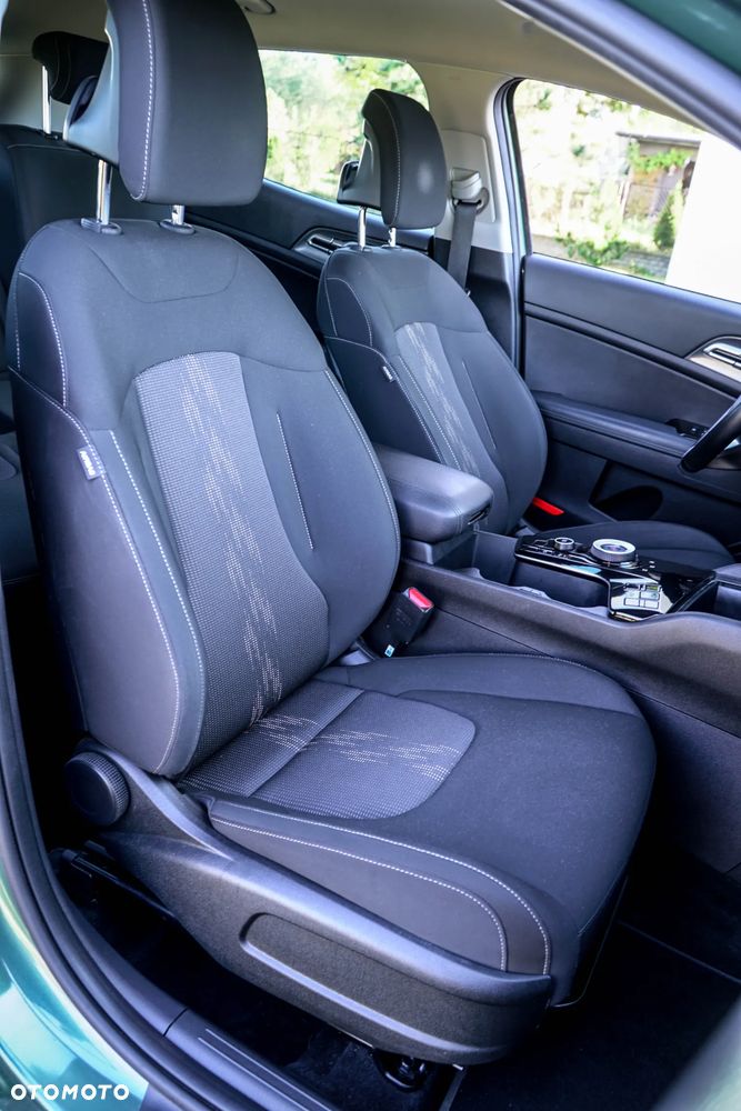Kia Sportage 1.6 T-GDI HEV Anniversary 2WD - 27