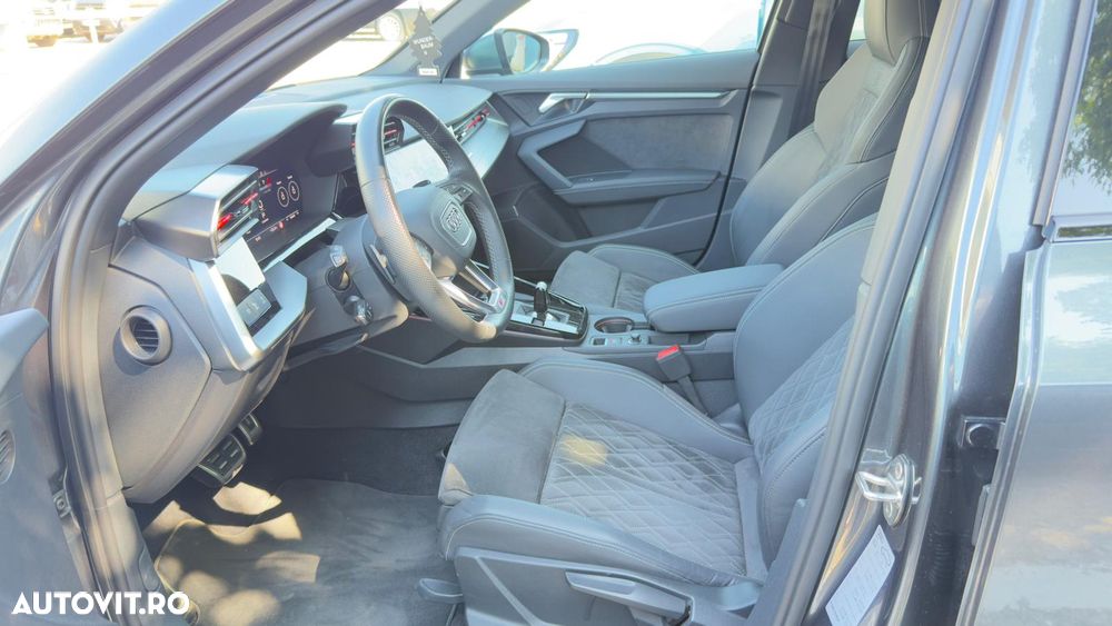 Audi S3 S tronic - 19