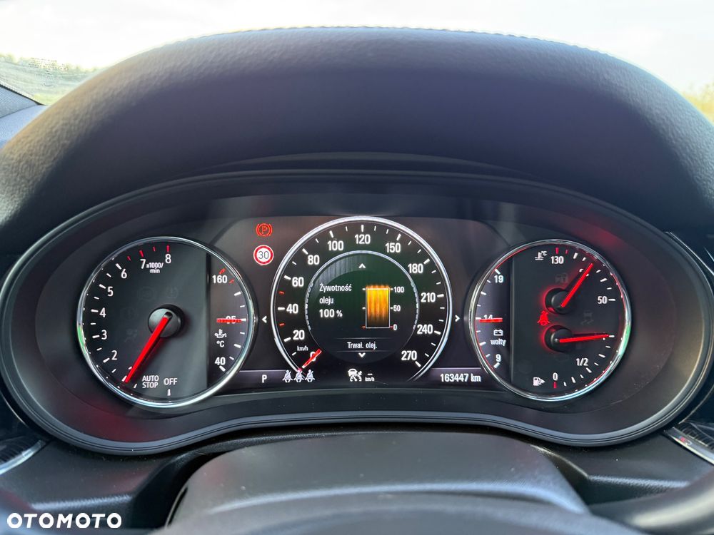 Opel Insignia 2.0 T 4x4 Innovation S&S - 17