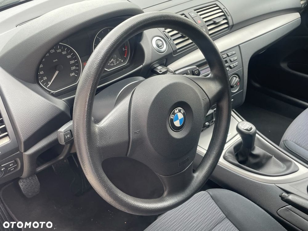 BMW Seria 1 116d DPF Edition Sport - 14