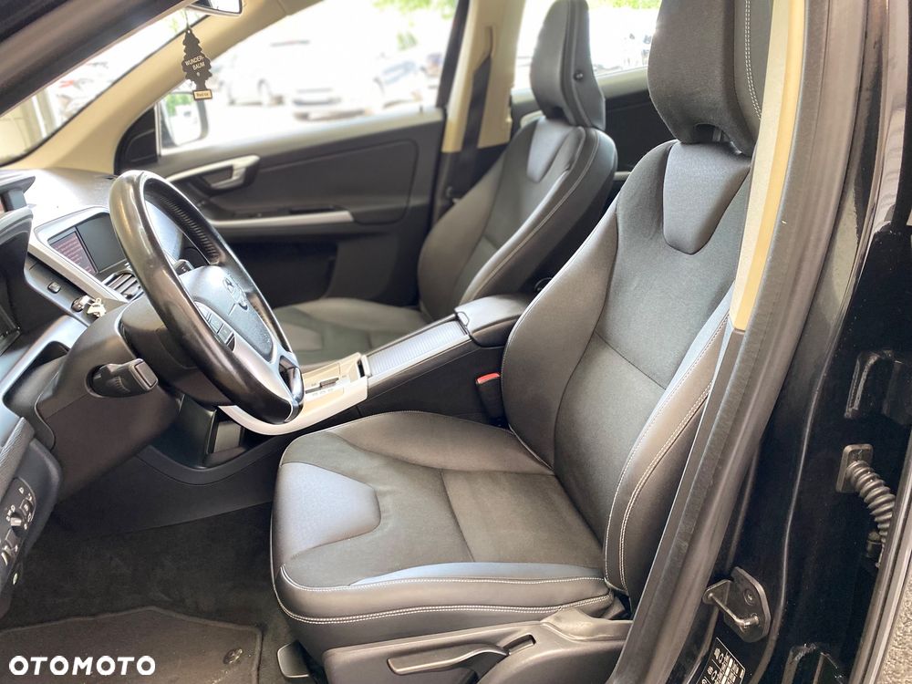 Volvo XC 60 D3 Summum - 9