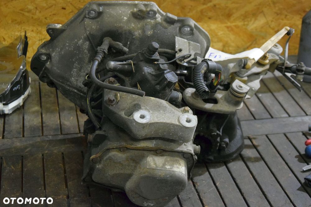 Opel Corsa D Skrzynia biegów F13MW429 F13W429 1.2 1.4 5-biegów Meriva A - 3