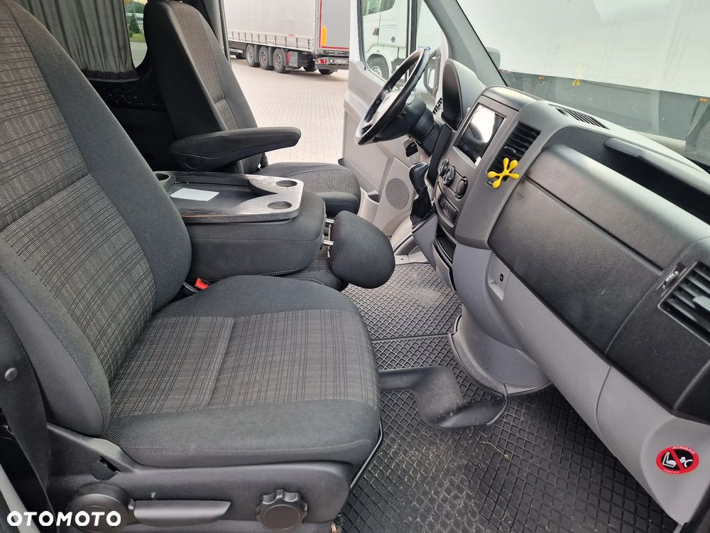 Mercedes-Benz Sprinter - 27