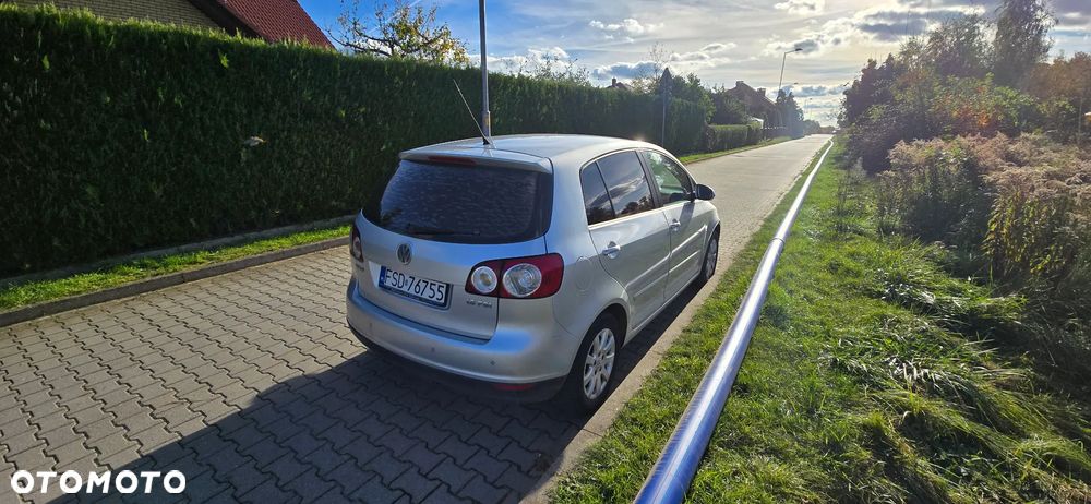 Volkswagen Golf - 10