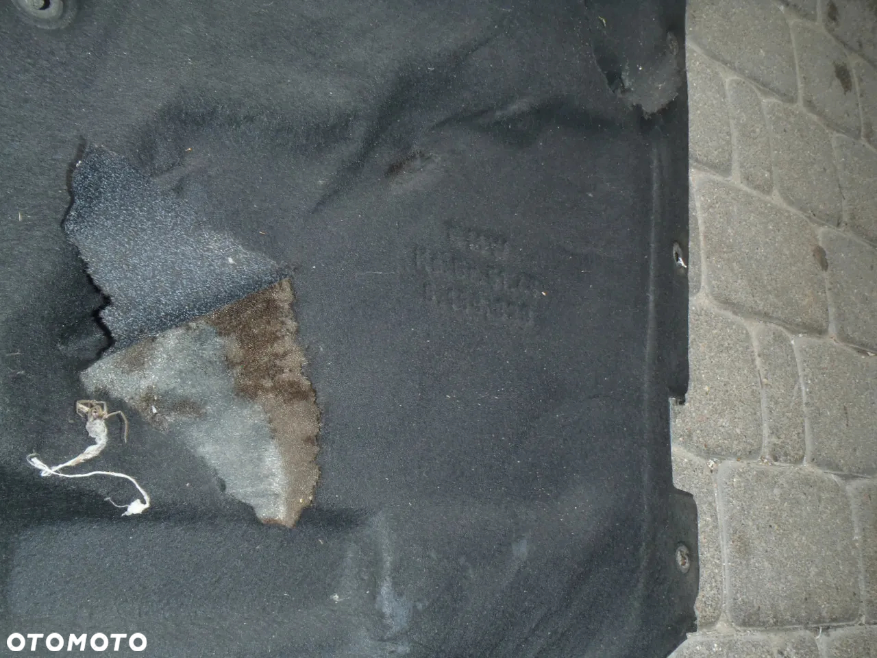 zawias rolka zamek logo uszczelka wyciszenie z maski spryskiwacz  bmw e34 bez rdzy - 15