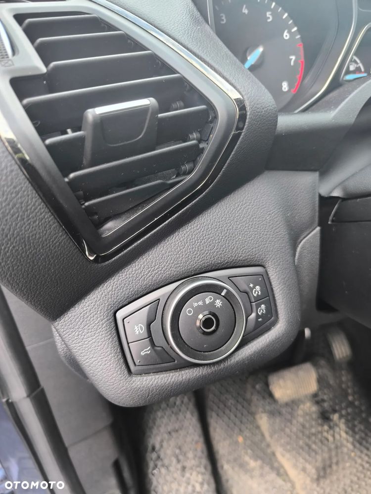 Ford Escape - 6