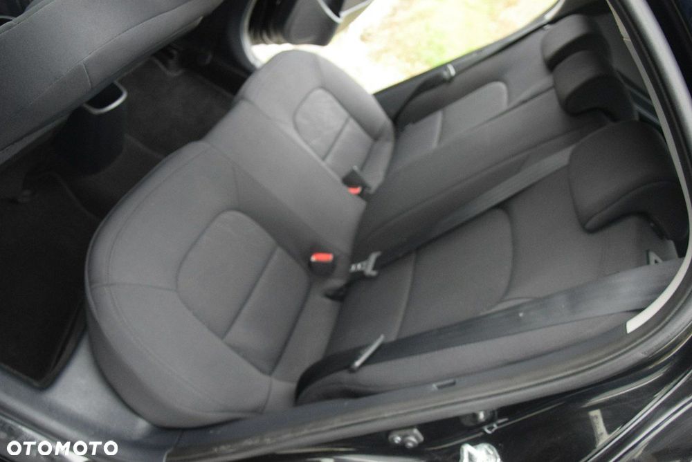 Kia Rio 1.2 Attract - 21