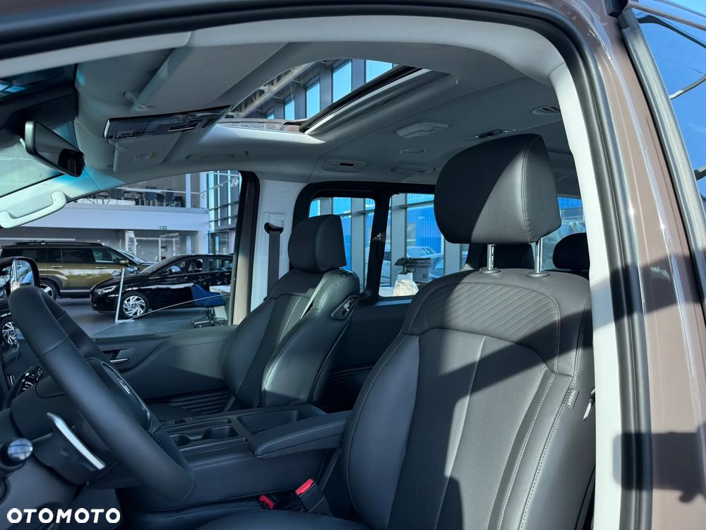 Hyundai Staria - 8