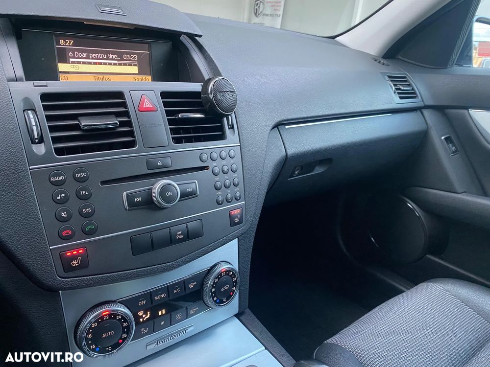 Mercedes-Benz C - 19