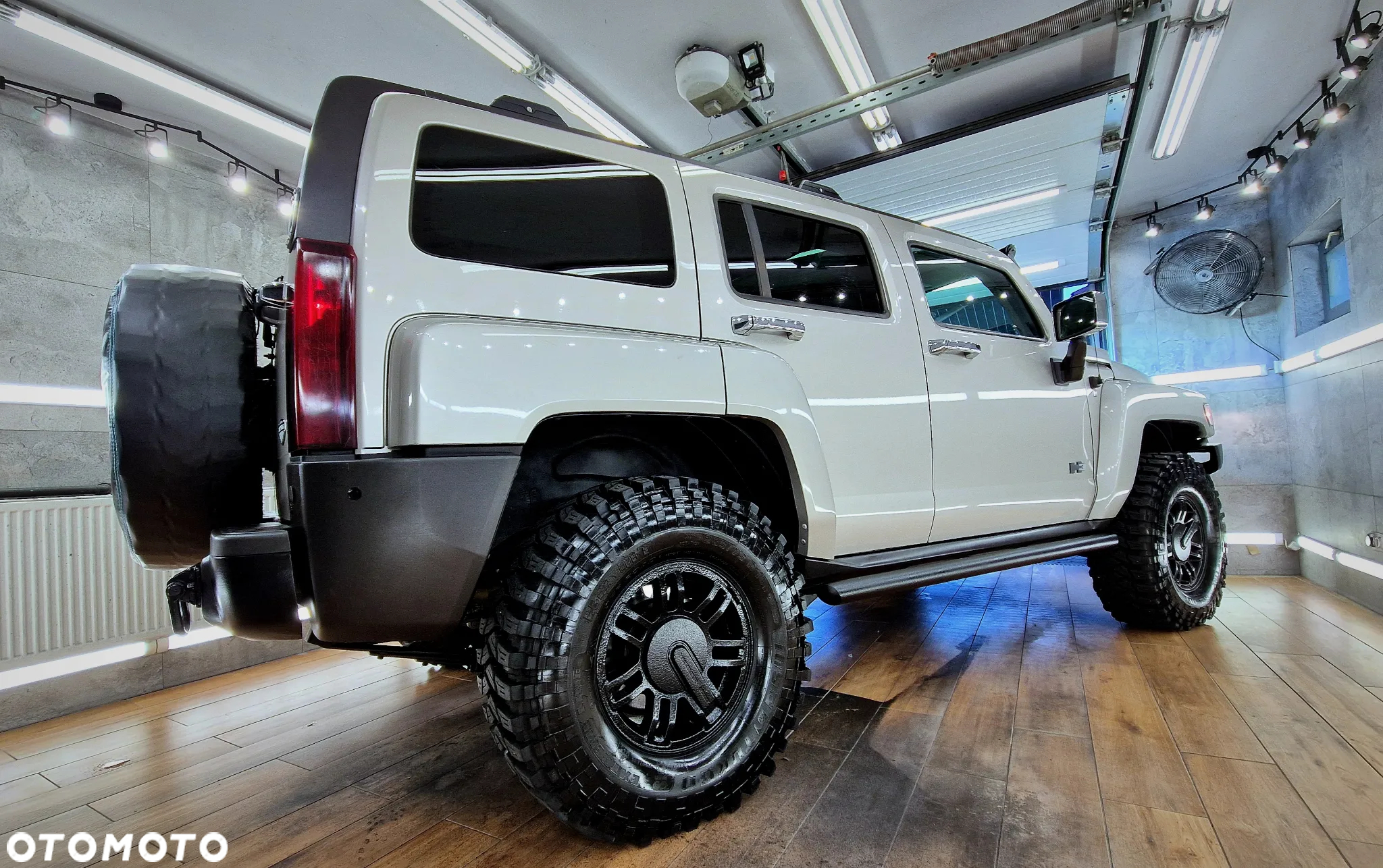 Hummer H3 Alpha - 27