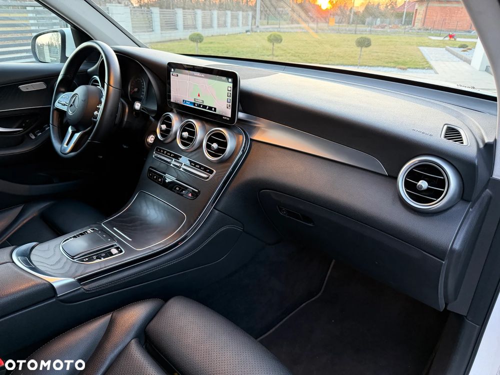 Mercedes-Benz GLC 200 d 4-Matic Business Edition - 16