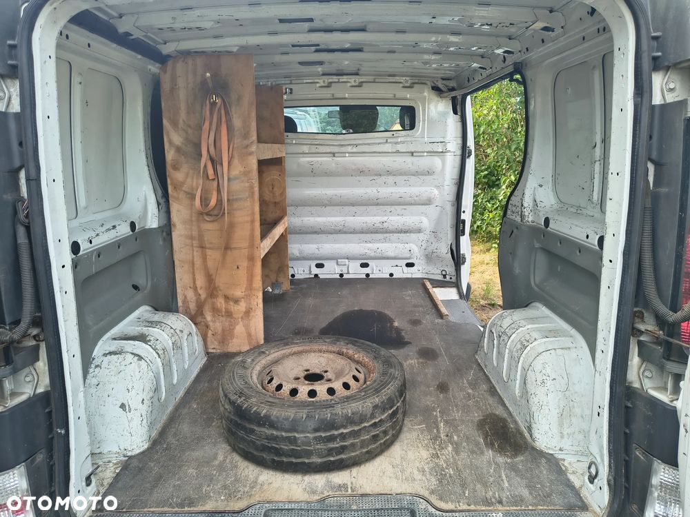 Renault TRAFIC - 4