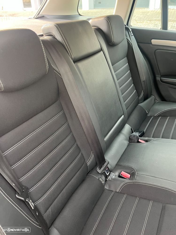 Renault Laguna Break 2.0 dCi Dynamique S 120g - 14