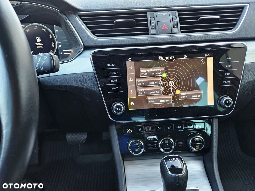 Skoda Superb 2.0 TDI SCR Style DSG - 10