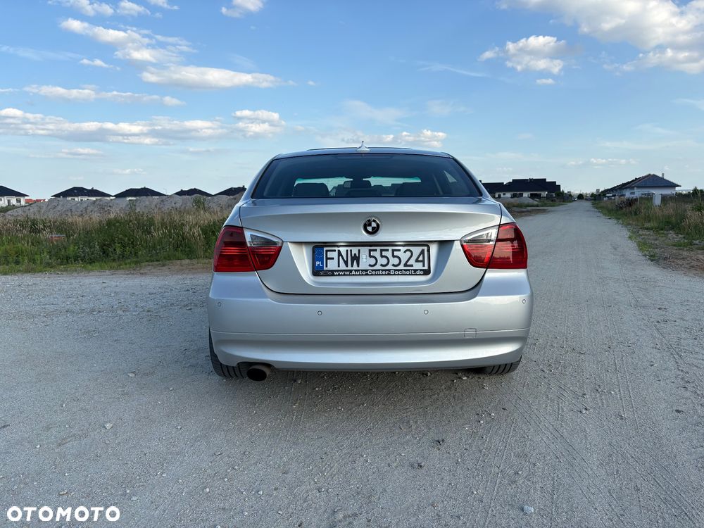 BMW Seria 3 320d DPF - 3