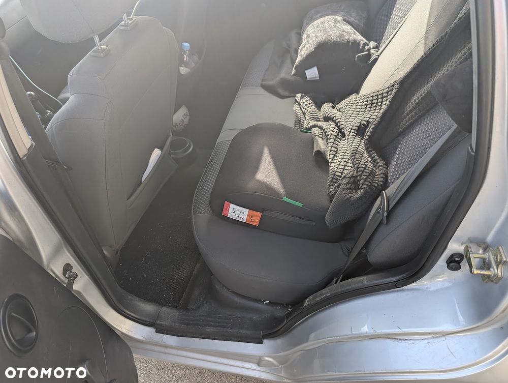 Chevrolet Kalos - 16