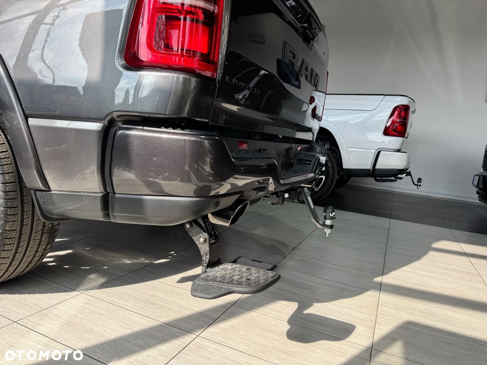 Dodge RAM 5.7 4x4 - 14