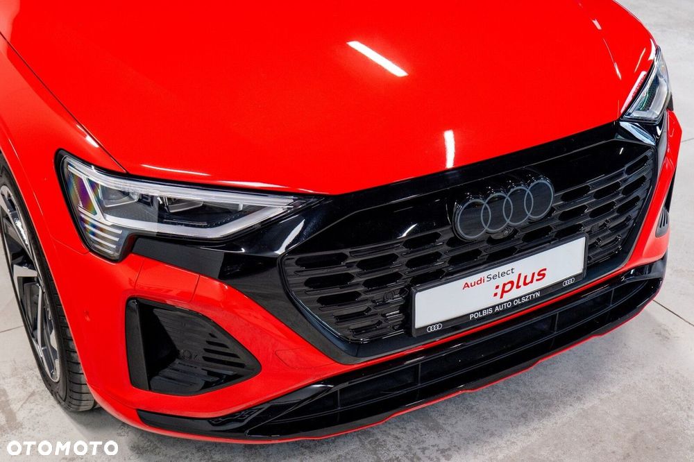 Audi Q8 Sportback e-tron - 18