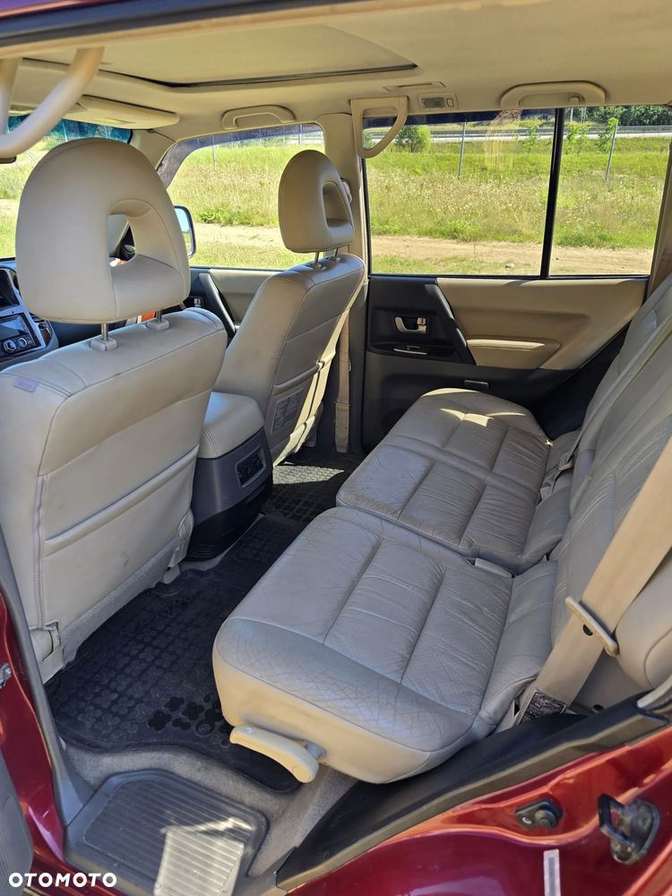Mitsubishi Montero 3.8 Limited - 16