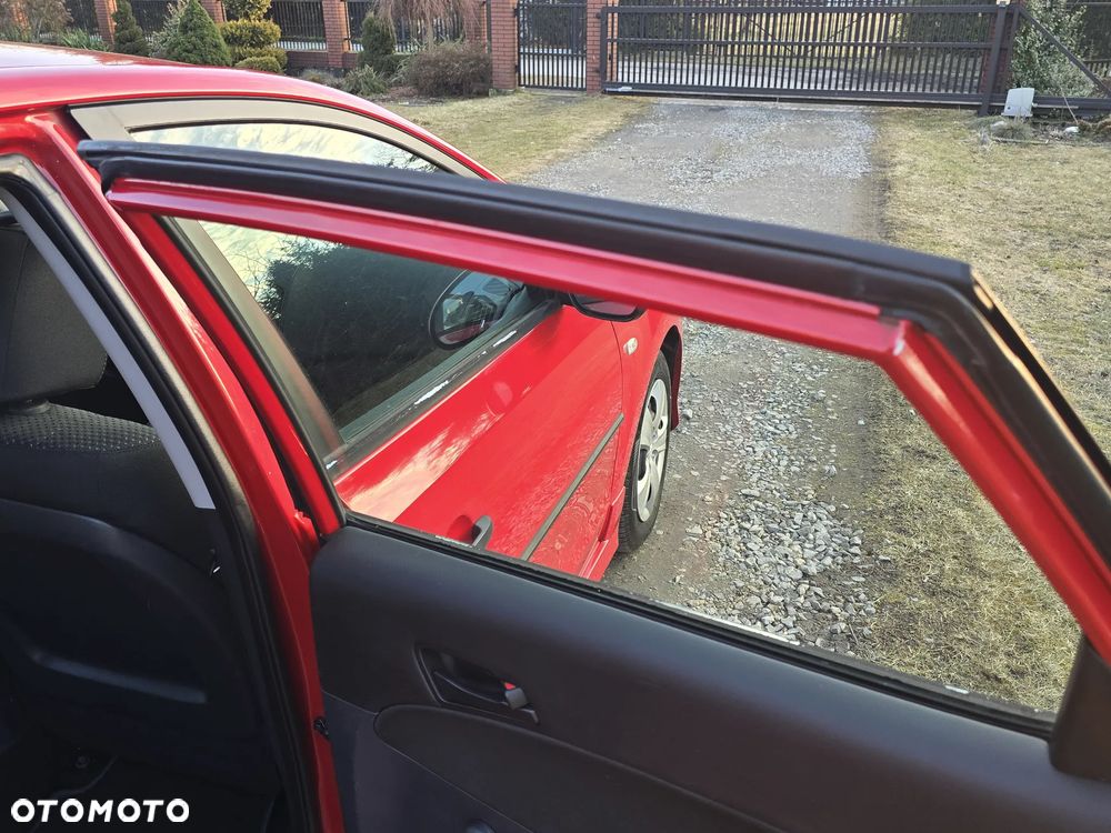 Hyundai i30 1.4 Classic + - 33