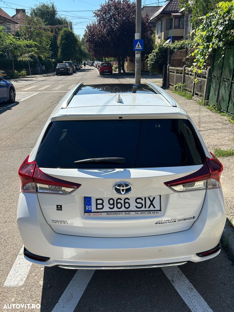 Toyota Auris 1.8 L VVT-i Sol+ - 6