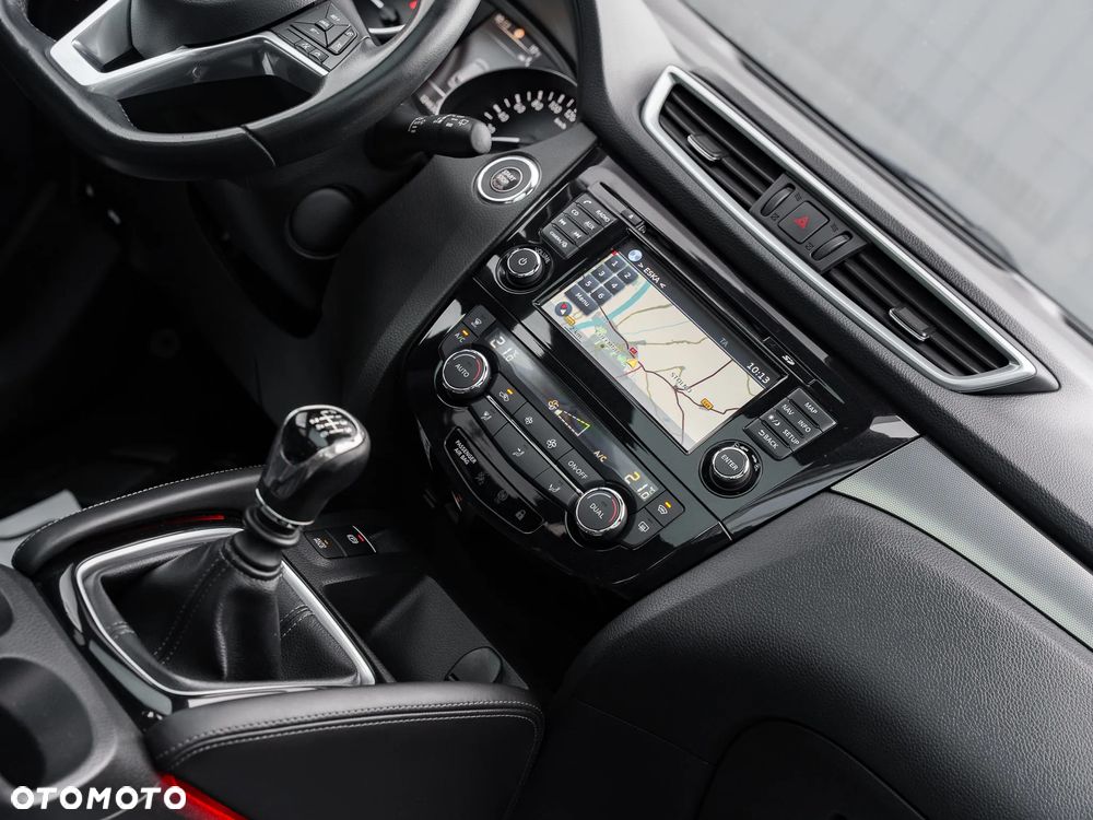 Nissan Qashqai 1.6 DIG-T TEKNA+ - 22