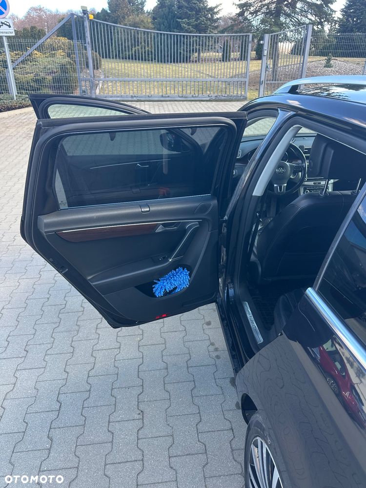 Volkswagen Passat 2.0 TDI 4Mot Highline DSG - 19