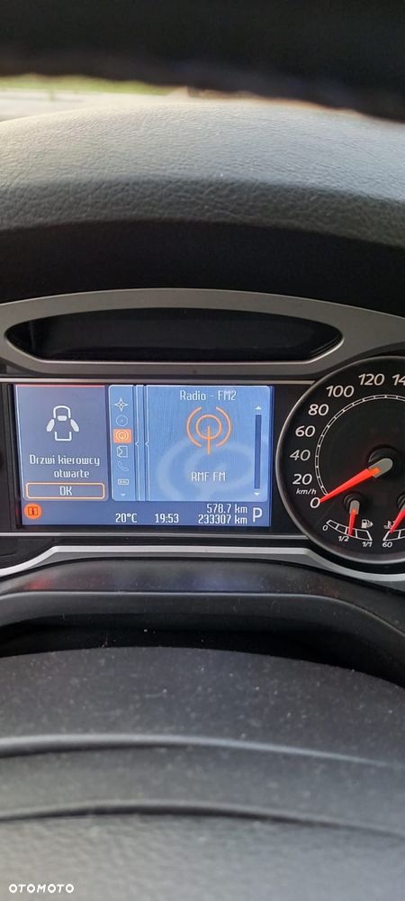 Ford S-Max - 5