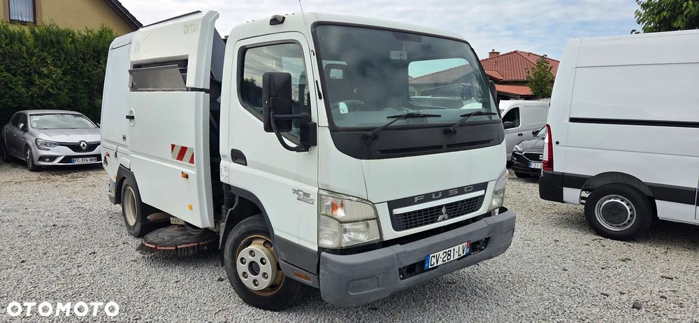 FUSO Canter - 3