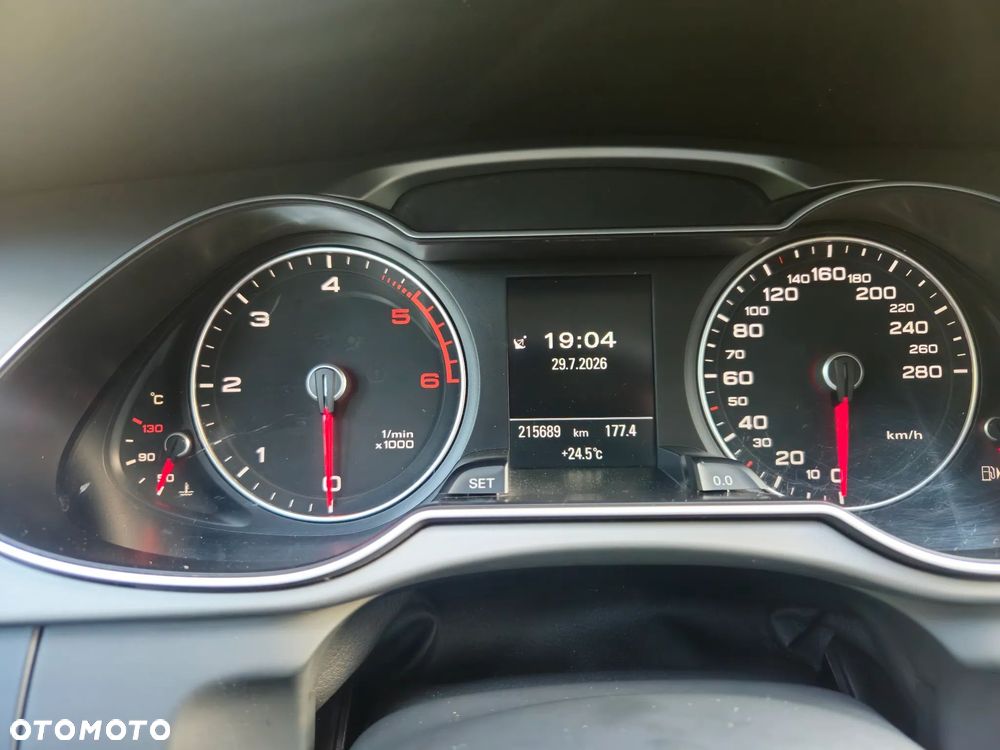 Audi A4 Avant - 25