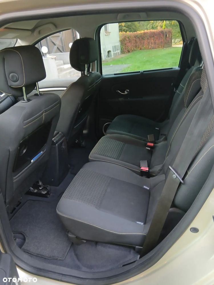 Renault Scenic - 11