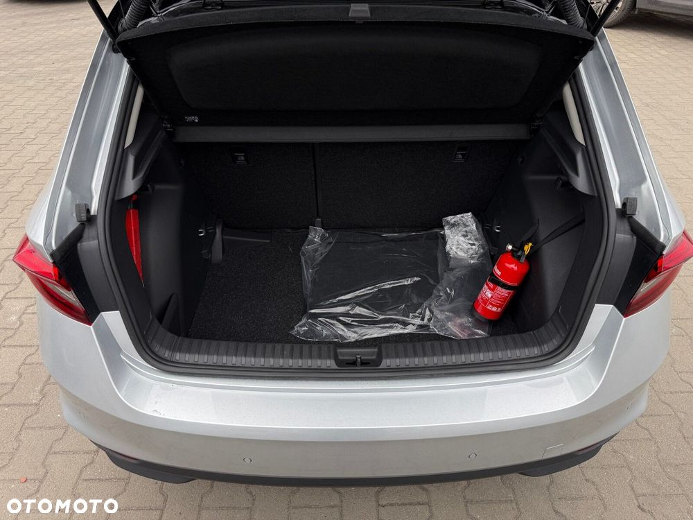 Skoda Fabia 1.0 TSI Monte Carlo - 8