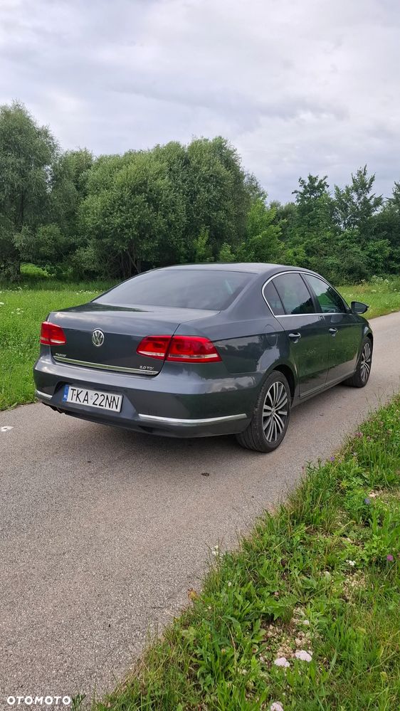 Volkswagen Passat 2.0 TDI Comfortline - 1