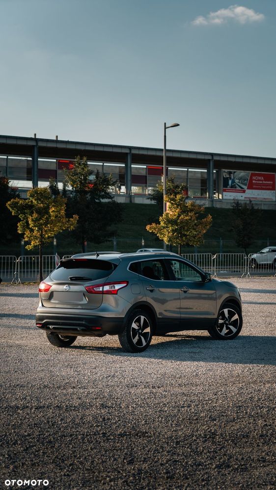 Nissan Qashqai 1.2 DIG-T N-Tec Xtronic - 4