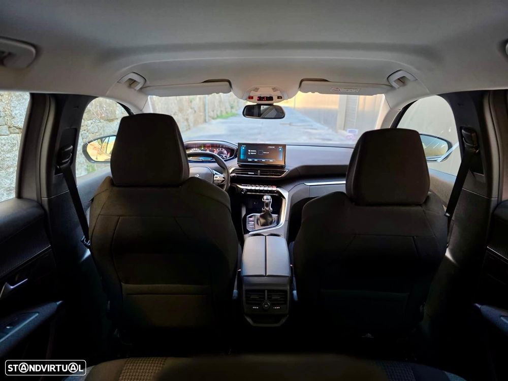 Peugeot 3008 1.2 PureTech Active - 11