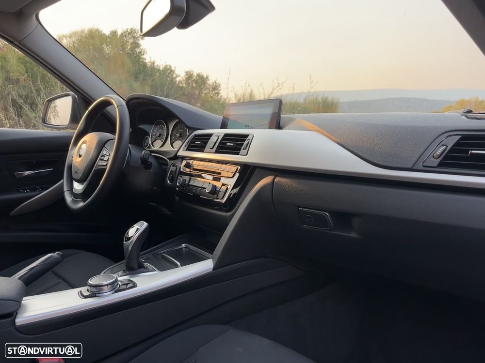 BMW 320 d Aut. Advantage - 26