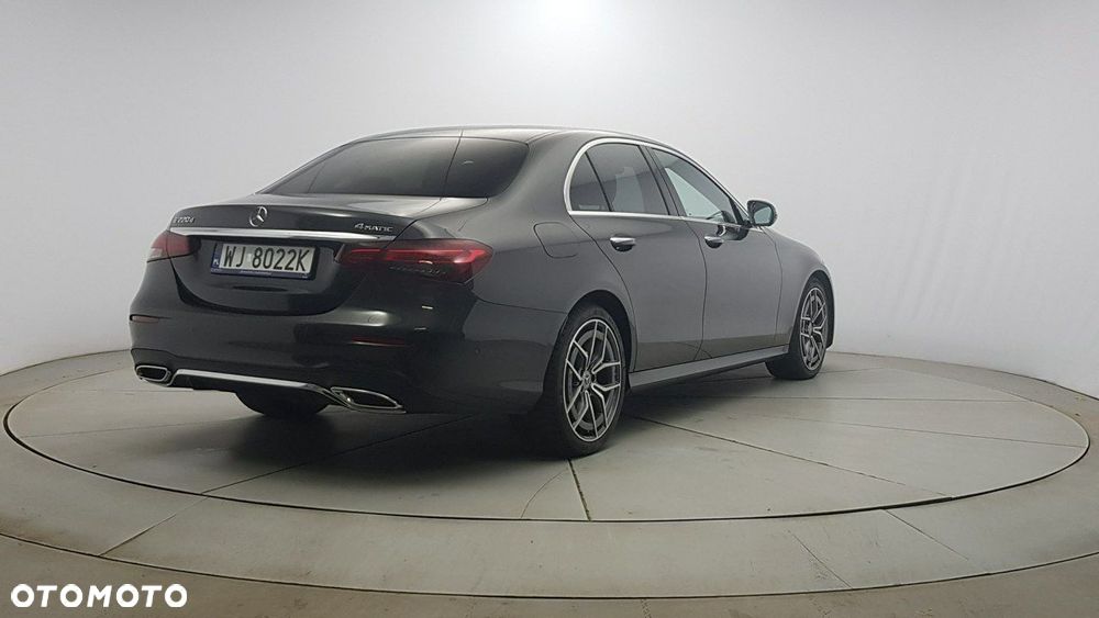 Mercedes-Benz Klasa E - 4