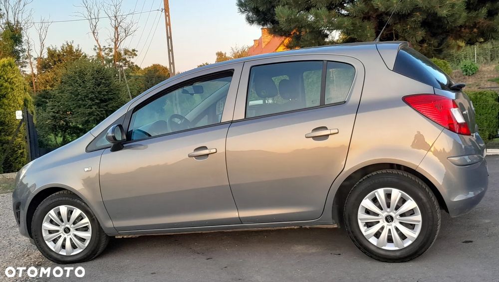 Opel Corsa - 20