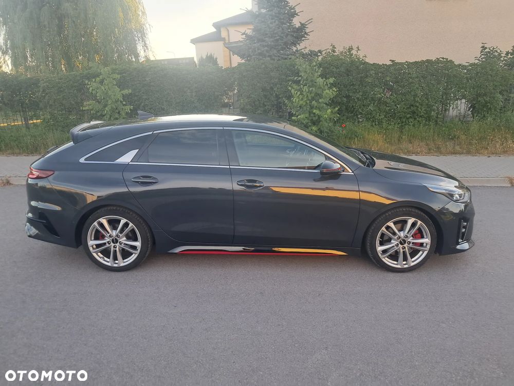Kia ProCeed 1.6 T-GDI DCT7 OPF GT - 15
