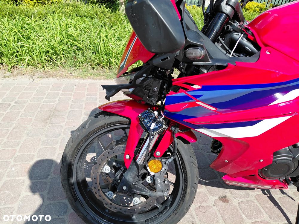 Honda CBR - 17