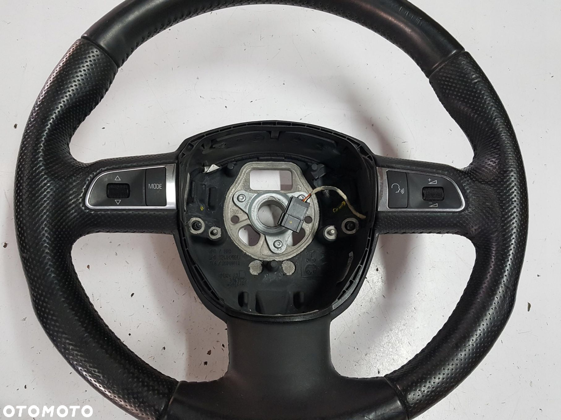 AUDI Q5 8R 08-12r A3 8P KIEROWNICA SKÓRZANA 8R0419091FTNA - 2