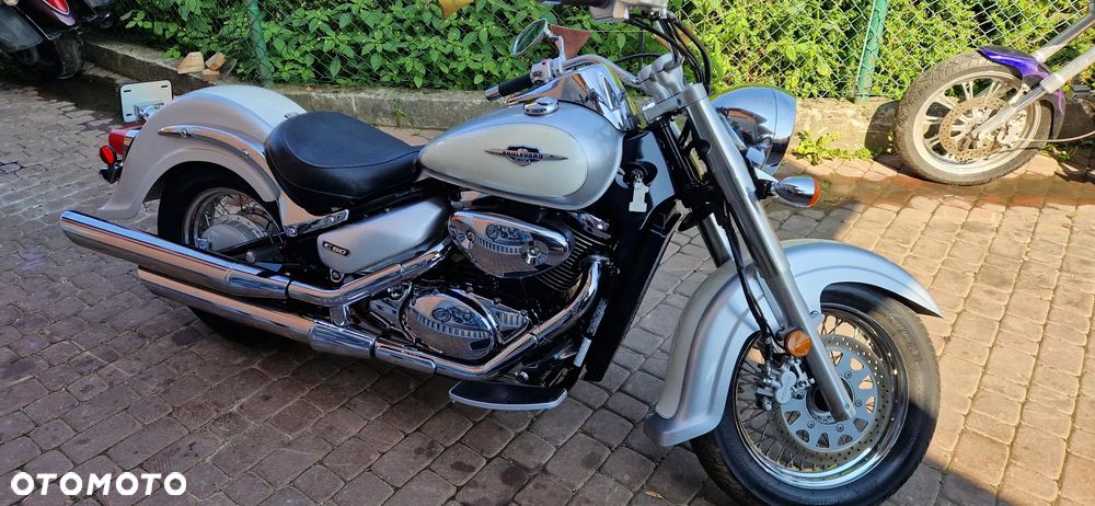 Suzuki VL 800 Volusia - Boulevard C50 - 19