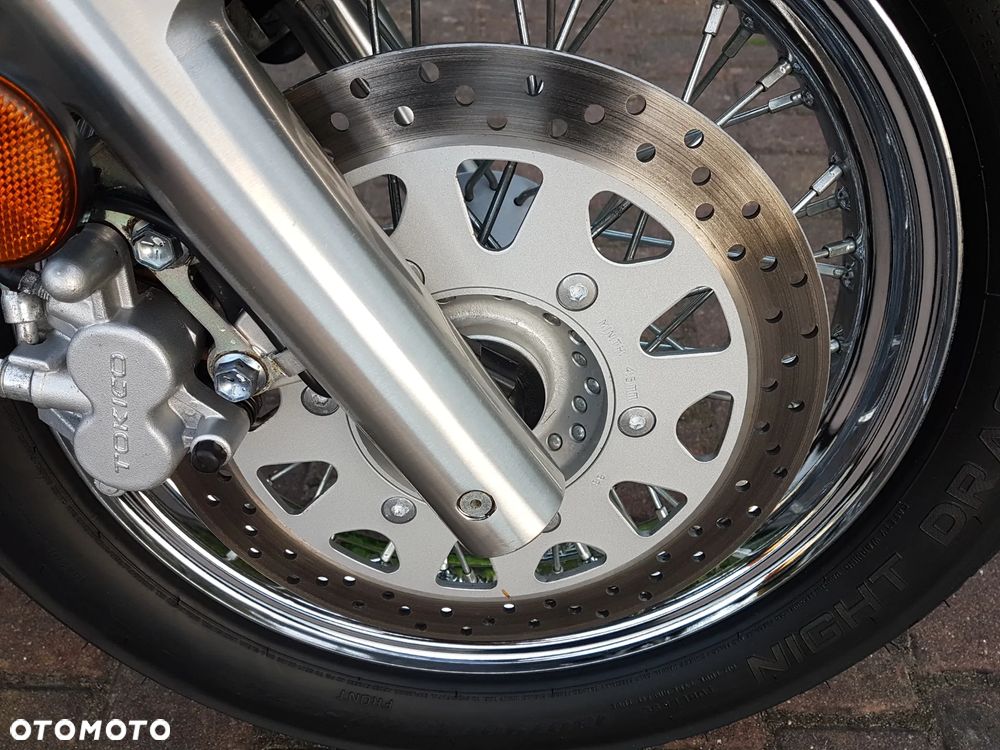 Suzuki VL 800 Volusia - Boulevard C50 - 11