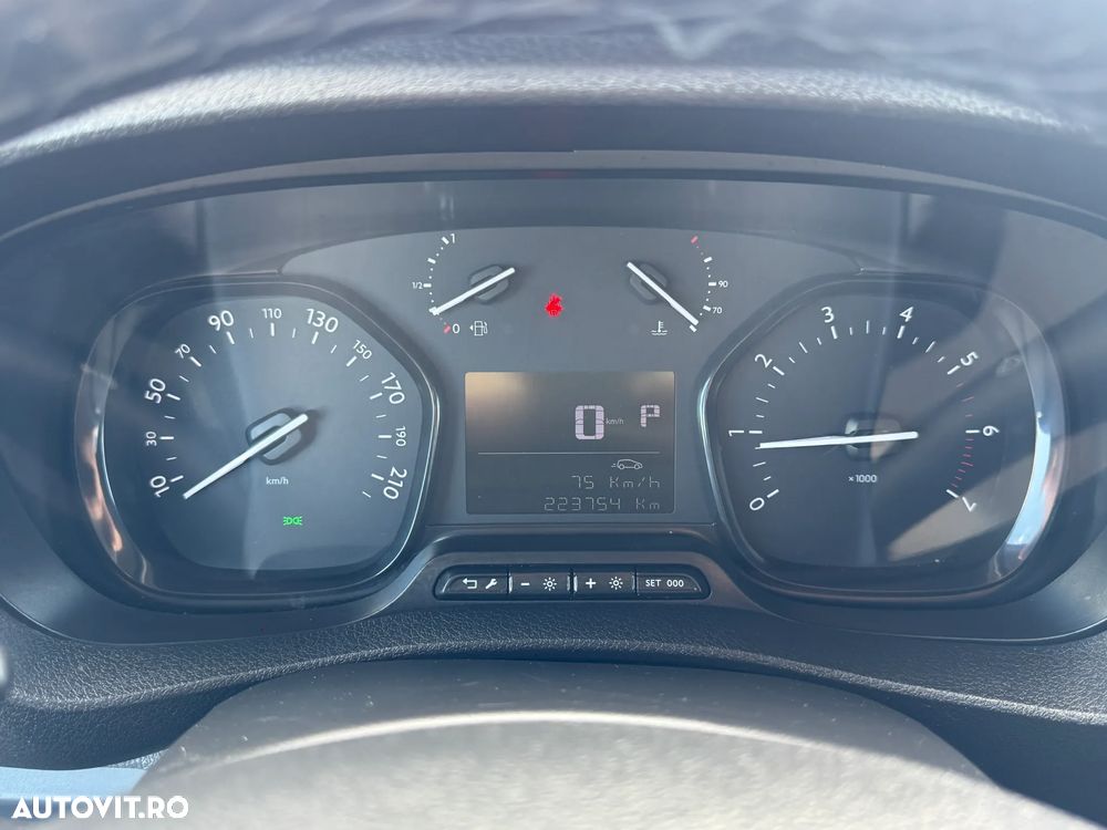 Peugeot Expert - 10