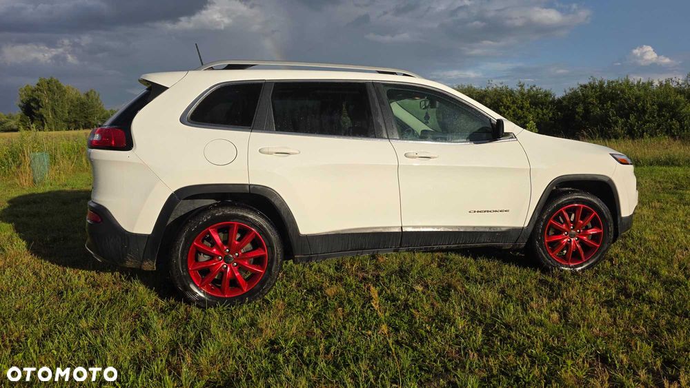 Jeep Cherokee - 5