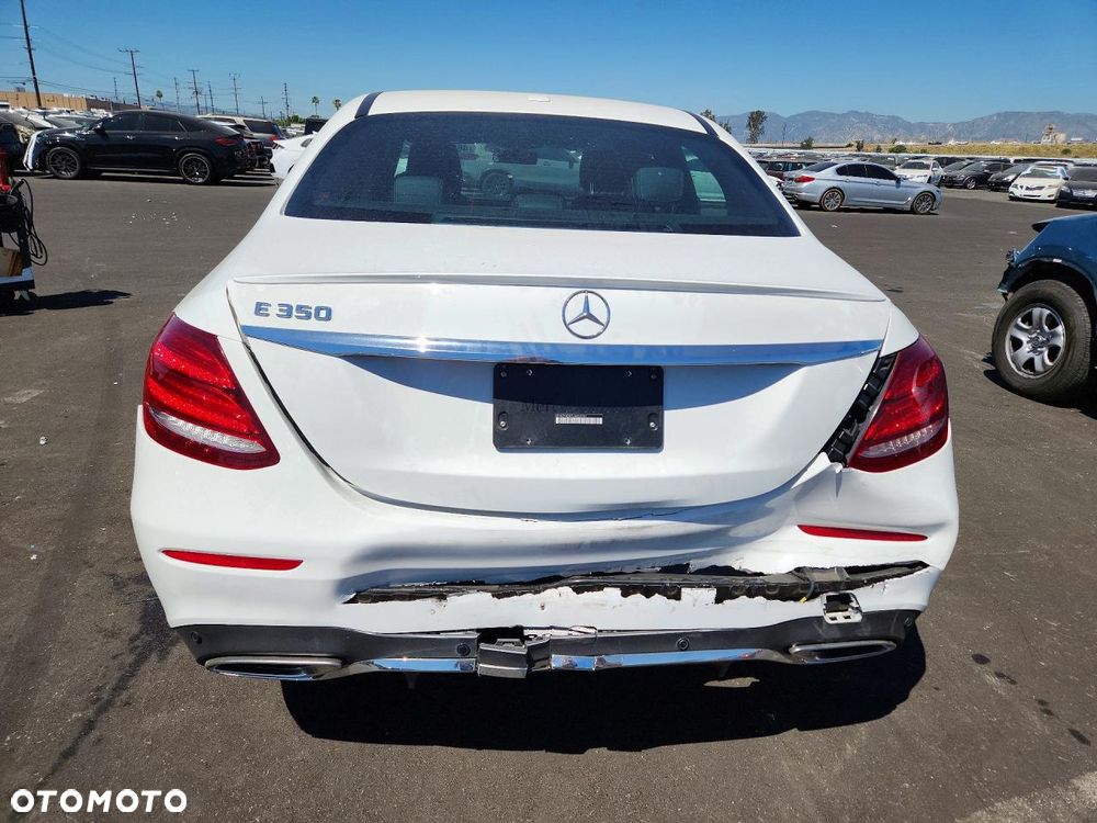 Mercedes-Benz Klasa E - 5