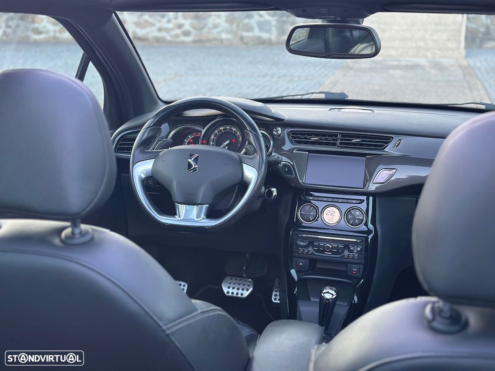 Citroën DS3 1.6 e-HDi So Chic ETG6 - 16